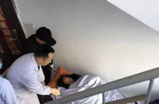 鹿寨县病人院后返乡